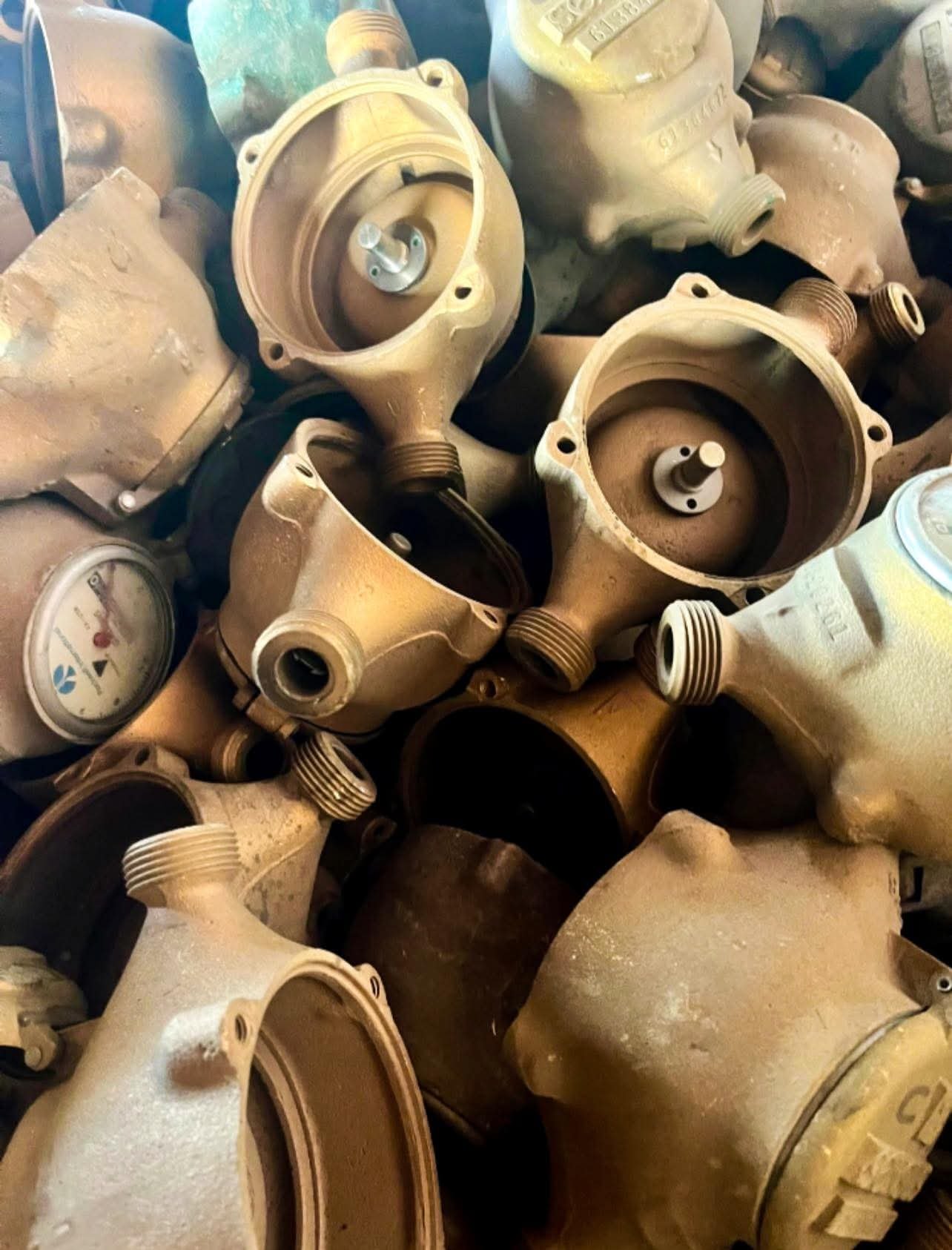 Brass Honey Yellow view 4