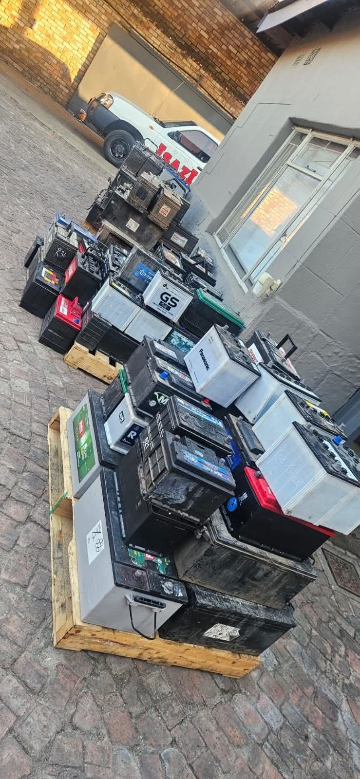 Lead-Acid Batteries view 5